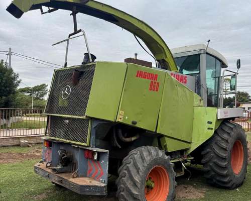 Claas Jaguar 860 – Picadora Autopropulsada para Reparar