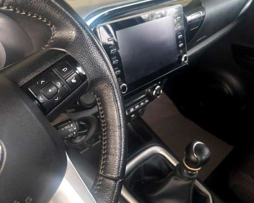 Toyota Hilux SRV 4X4 Mod. 2021 MT