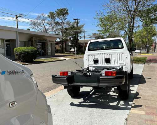 Hilux Cabina Simple 2.4 TDI Chasis 4X4 0km MY2025