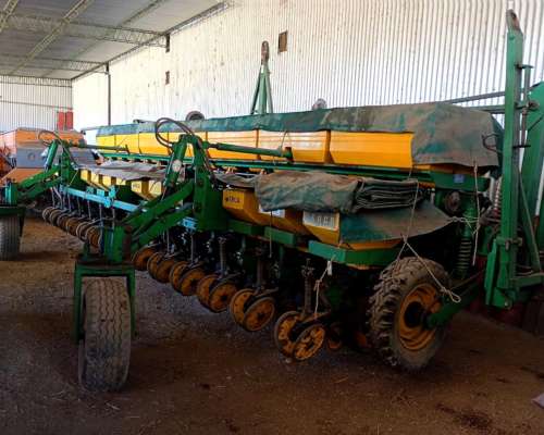 Sembradora Erca 14 a 52 año 2000