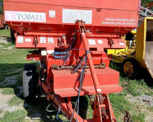 Yomel 2024 con Balanza ( Usada)