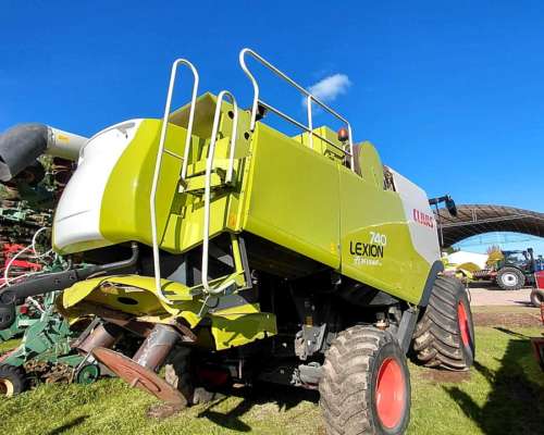 Claas Lexion 740 año 2011