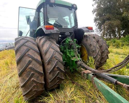 John Deere 7505 año 2004