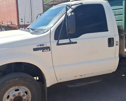 Vendo Camion Ford 4.000 MOD.2.008