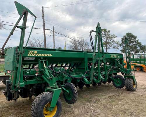 Sembradora Pierobon MIX 7000 de 13 a 52 C/monitor Cuffia