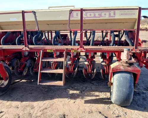 Sembradoradora Giorgi Precisa 8.000 16 a 52c Neumatica