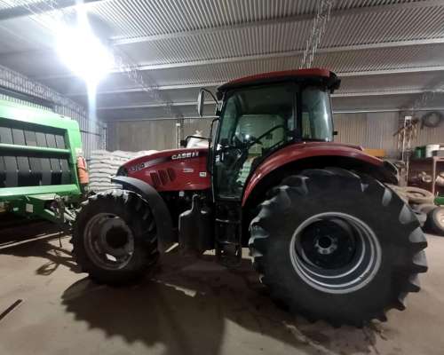 Tractor Case IH Farmall 130a