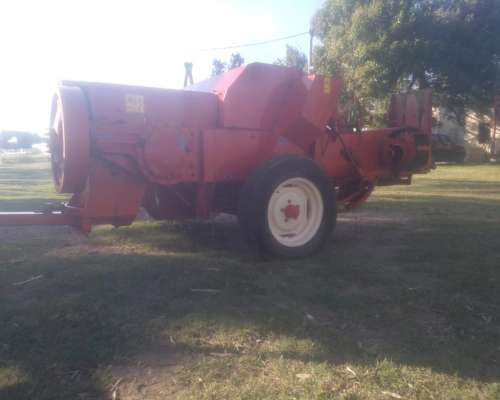 Enfardadadora Mainero Modelo 5700