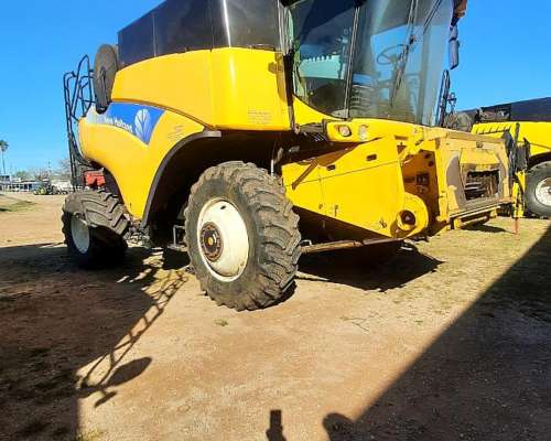 Cosechadora CR 9060 - año 2013