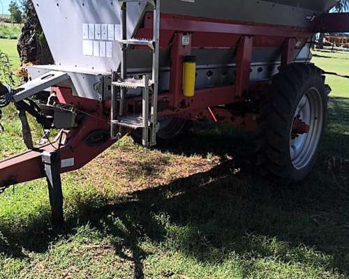 Fertilizadora Fertec Fértil 7500