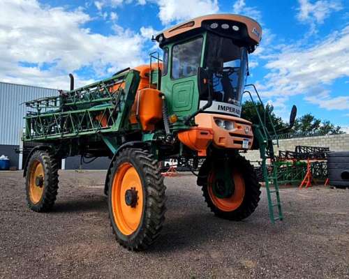 Pulverizador Autopropulsado Stara Imperador 3.0 Usado