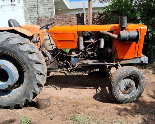 Tractor Fiat 800 Funcionando