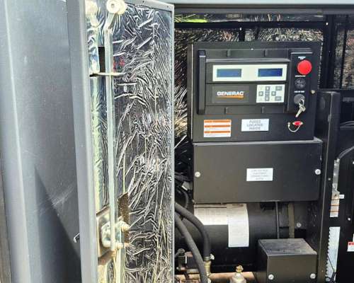 Grupo Electrogeno GAS 50 KVA V10 6.8lts Generac SG040 C/tta
