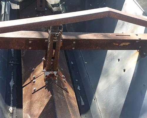 Fertilizadora de Arrastre Fertec - 6000l - Acero Inoxidable