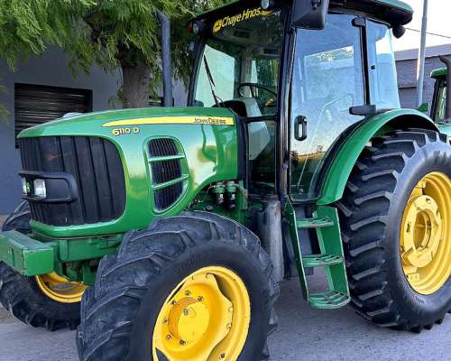 John Deere 6110 e Excelente