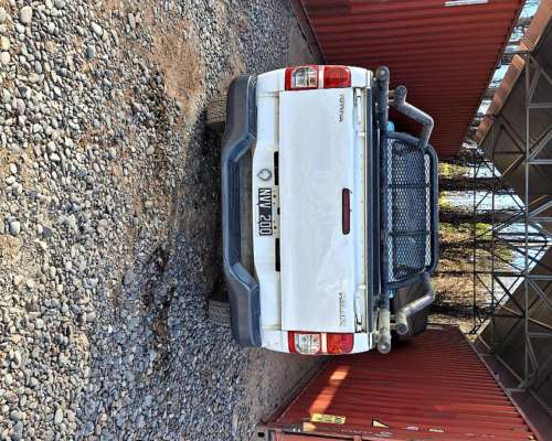 Toyota Hilux 4X4 2016 y 2014 4X4