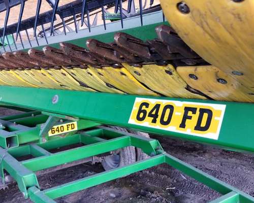 Cosechadora John Deere S 670 Plataforma 640 FD Mod. 2016.