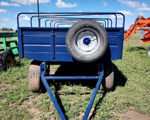 Acoplado Playo 4 X 2 Mts con Barandas Volcables