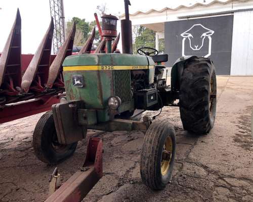 John Deere 2730 sin Cabina