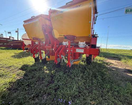 Sembradora de Papa 2 Surcos Nueva Agromaster