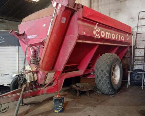 Tolva Autodescargable Comofra 14 TN. año 2007.