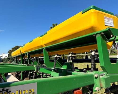 Sembradora Tedeschi M99 Autotrailer Fija 14 a 52,5