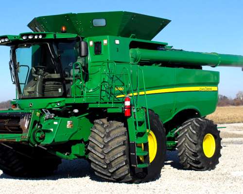 Cosechadora John Deere S680 año 2014