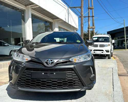 Yaris 5 Puertas 1.5 6m/t XS 0km MY2025 Gris Oscuro