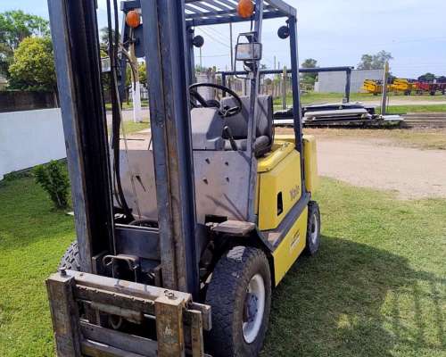 Auto Elevador, de 2.5 TN Disponible