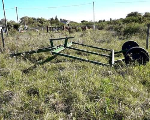 Rastron Nivelador de Arrastre para Caminos Rurales