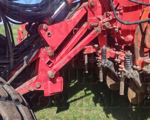 Crucianelli Drilor 55/17 y 28/35 Geronsi. Tolva 8000 Kg