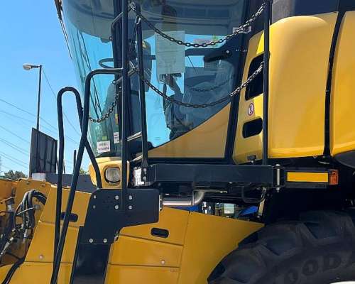 Cosechadora New Holland CR6.80 - 310 HP - Nueva