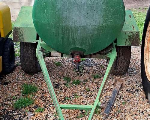 Tanque Plastico Geotec 1100 con Bomba