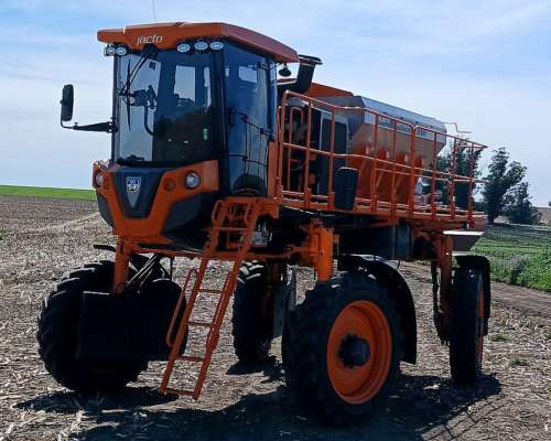 Fertilizadora Jacto Uniport 5030