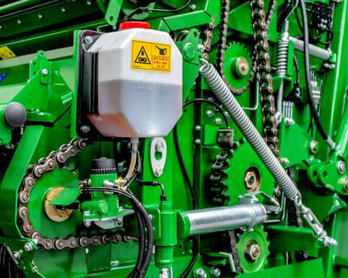 Rotoenfardadora Mchale V6 750 Cámara Variable y Cutter 15