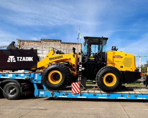 Pala Forestal PT95 3 en 1. Balde + Porta Palets + Garra for