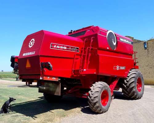 Cosechadora Vassalli 1550 año 2011