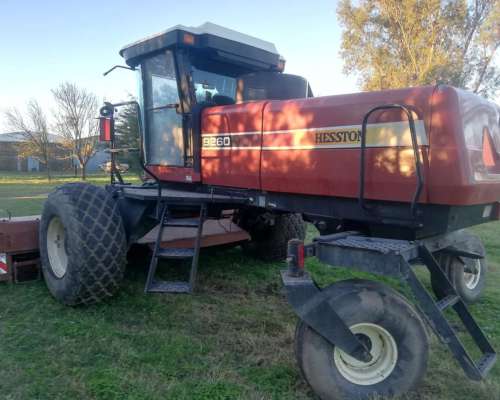 Segadora Hesston 9260 - 5mts, Cabezal Reparado - 180hp
