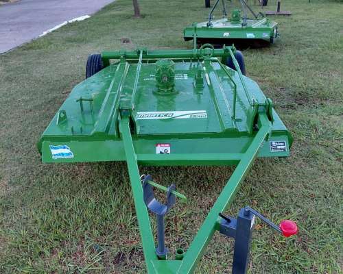 Desmalezadora de Arrastre Marca el Roble