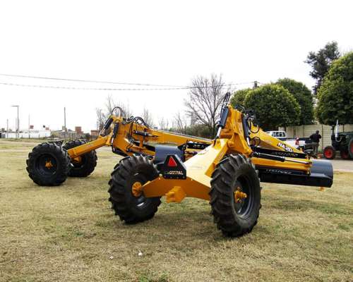 Pala Niveladora Grosspal NA 30 MAX de 4 Mts de Trabajo