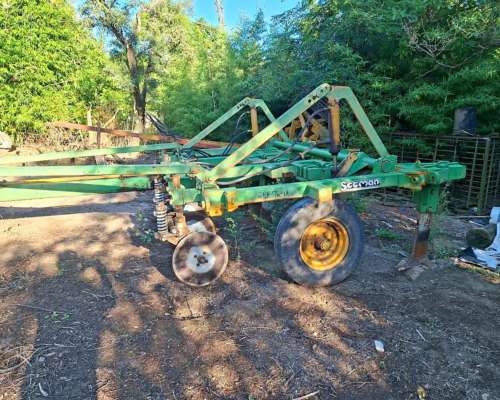 Subsolador Marca Secman 6 Timones en muy Buen Estado