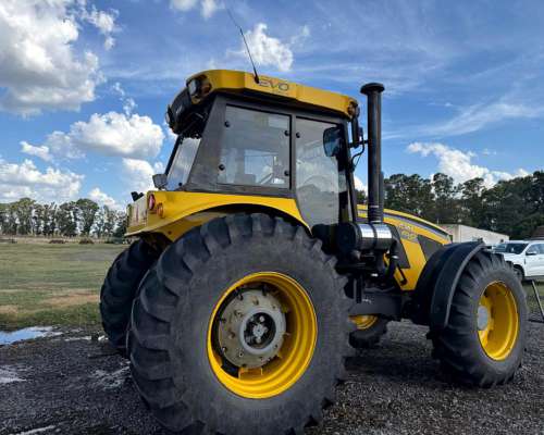 Tractor Pauny 280 a Línea EVO