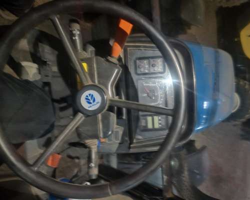 Tractor New Holland TM 150 Cabina ,DT , 11350hs 2010 Vigia