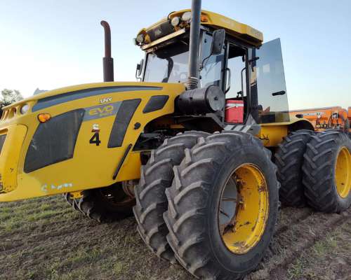 Tractor Pauny 540 C 4X4 año 2014