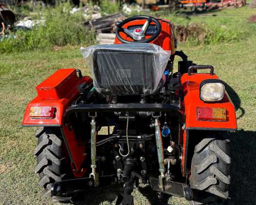 Tractor Hanomag 25 HP Doble Tracción