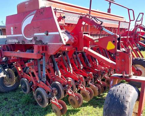 Sembradora Pionera 2520 con Alfalfero