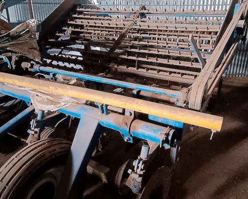 Arrancadora de Mani Agroindustrial Mani 2000 Excelente Estad