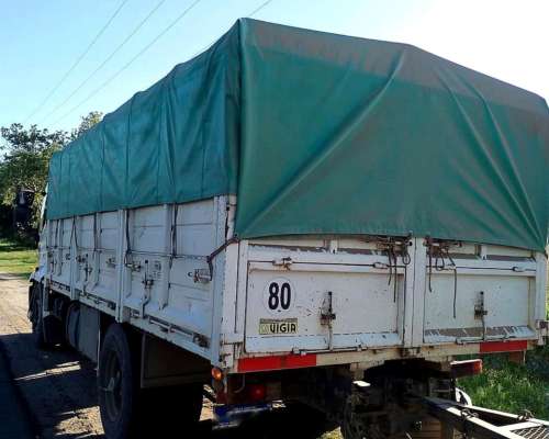 Ford 1723 año 2016 Carrocería Acoplado Ombu 2017 B/V