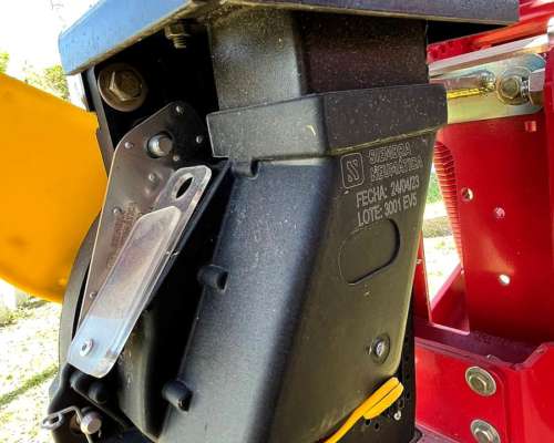 Sembradora Apache Mod 17000 de 16 a 52 cm