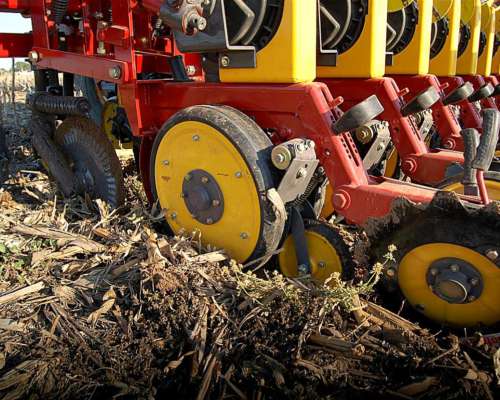 Sembradora de Granos Gruesos Super Walter W650